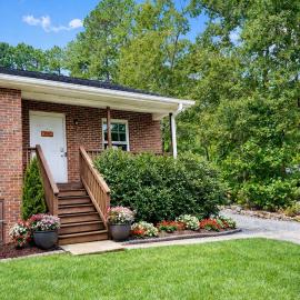2 Bedroom Home in Denver, NC Near Lake Norman, hotel u gradu 'Denver'