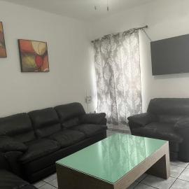 Santo Santiago, hotel i Nogueras