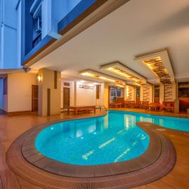 Tycoon Holiday Hotel, hotel en Pattaya centro