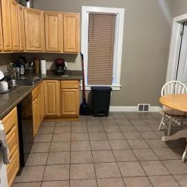 Poconos room for rent in east Stroudsburg pa, hotel u gradu Ist Straudsberg