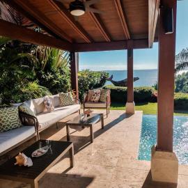 Villa with private pool and sea view in Saman