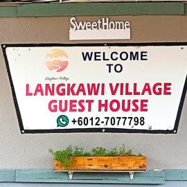 Langkawi-Village Mix Dormitory, hotel en Pantai Cenang