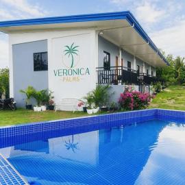 Veronica Palms, hotell i Pooc