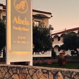 Abela Family Hotel, hotel v destinácii Argasi