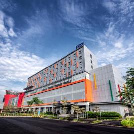 FOX Lite Hotel Majalaya, hotel a Bojong