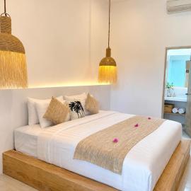 White Coconut Resort