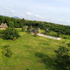REFUGE du MONT AGOU, hotell i Liatonou