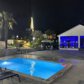 Utopia Inn უტოპია ინნ, хотел в Батуми
