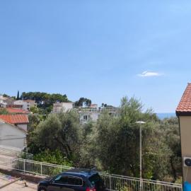 Svite Stefan, hotel di Kravlja