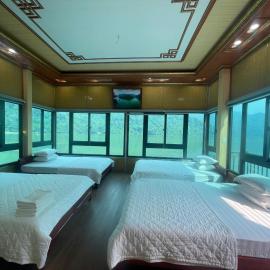 Nhà Nghỉ Sơn Lâm Homestay โรงแรมในBắc Kạn