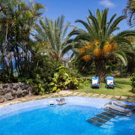 Home2Book Atlantic View Rustic Villa
