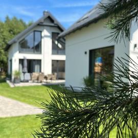 SosnowoMi, hotel in Lubiatowo