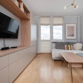 Piotrkowska Spacious Apartment by BookingHost