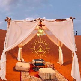 Shining Luxury Camp: Merzouga şehrinde bir otel