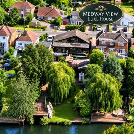 MEDWAY VIEW LUXE HOUSE in Maidstone City Centre with Parking, hótel í Maidstone