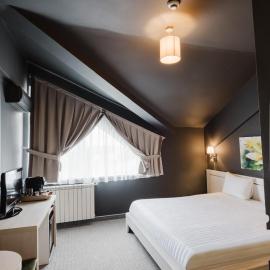 Alex&George Boutique Hotel, hotel en Cluj-Napoca