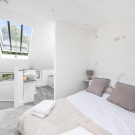 Stylish 2BR Cottage in Chesham, hotel u gradu Chesham