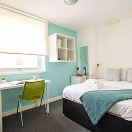 Budget En-suite Room in Coventry City Centre, hotel a Coventry