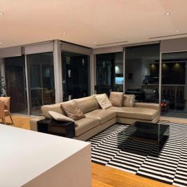 Executive 2B2B Luxury Apartment Barton- 7-10 min walk to PH, M-Oval & Lake BG