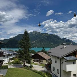 Apartment with lake view