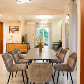 Sammys Sea Breeze Maisonette By Greece Apartments, hotel em Valimítika