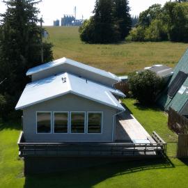 Peaceful 3BR Lakeside Escape, Neepawa, Canada, hotel em Neepawa