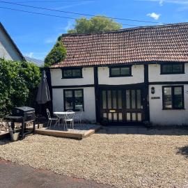 Beautiful Devon Cottage, hotel en Exeter