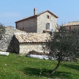 Le mas du pouzat chambre Huppe, hotel v destinácii Bidon