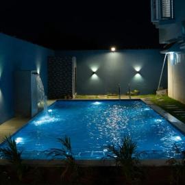 Pearl Beach Resort, hotel em Covelong