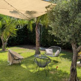 Nature House - Garden Villa near Palermo Airport & The Sea、カリーニのホテル