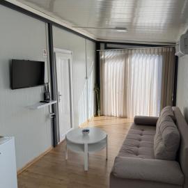 The Nest, hotel in Mitrovići