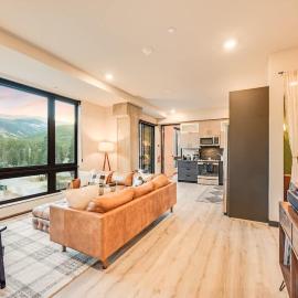 Luxury Ski-In Ski-Out Ski to Winter Park Resort, хотел в Уинтър Парк