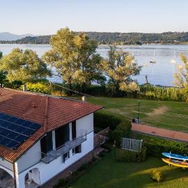 Un Occhio Sul Lago, hotel v destinácii Dormelletto