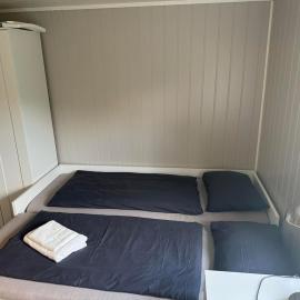 Room with shared kitchen and bathroom nr 1