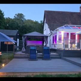 Unique House with Hot Tub Near London&Harry Potter, hotel in Elstree