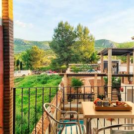 El Pajar - Apartamento Rural con Piscina en la Vía Verde, hotel Luquéban