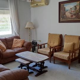 Room with shared bathroom, ξενοδοχείο στο Αμμάν