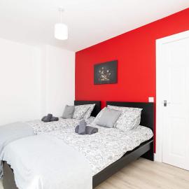 Parking - Wi-Fi -Near Falkirk & Stirling -Sleeps 6