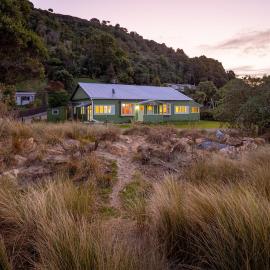 Masters Place - A classic beachfront villa, Hotel in Collingwood