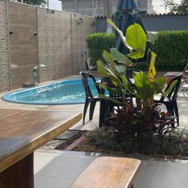Cantinho das Palmeiras - Casa com Piscina Privativa - Enseada das Garças