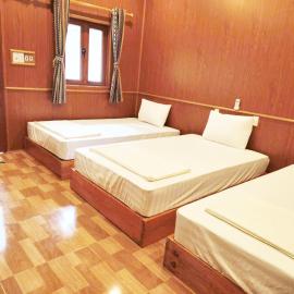 Minh Khang Homestay Bản Giốc- Tay's Traditional Village