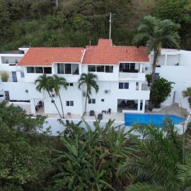 Casa Mango y Casa Jobo - Tropical Oasis with Mountain & Sea Epic views- Pool - Pool Table-10min drive to beach