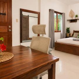 Pascoe's Units Siargao- Suites
