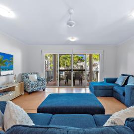 Beach Court - Airlie Beach