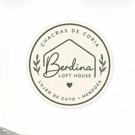 Chacras de Coria desde Berdina casa loft privada para 4 con jardín, parrilla y cochera a 5 min a pie de la plaza principal