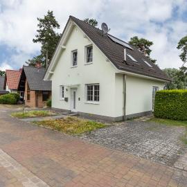 Haus 7, hotel u gradu Rebel