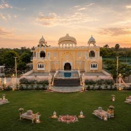 Petals of Udaipur Luxe Destination Venue - by Homeyhuts, Hotel in Hyderabad