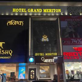 Hotel Grand Meriton, hotel a Sirsa