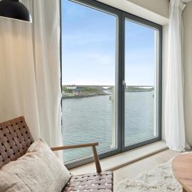 Henningsvær ocean front apartment, hotel i Henningsvær
