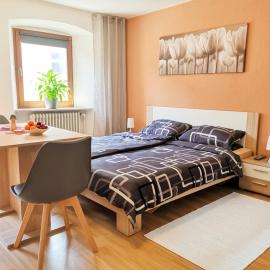Pension am Kirchberg - Zimmer 1